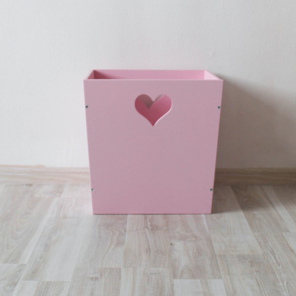 Ящик для хранения детских вещей и игрушек розовый с сердечком